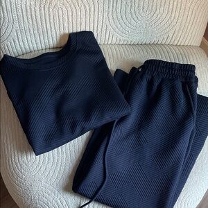 Textured Navy Sweatshirt & Joggers Set